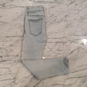 Silence + Noise high rise skinny jeans size 25